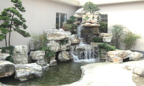 咫尺乾坤 假山跌水与盆景桩景中的自然再造艺术